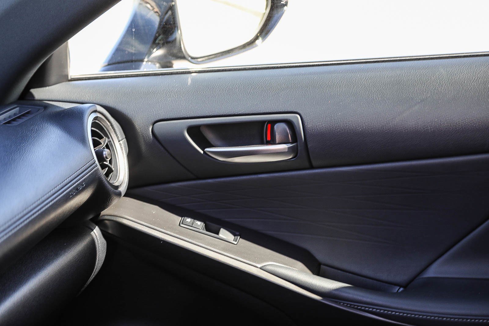 Used 2021 Lexus IS 350 F Sport w/ Navigation Package image 21