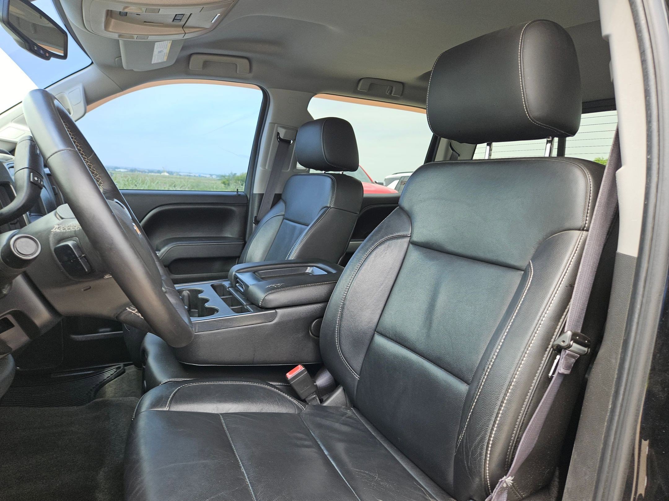 Used 2015 Chevrolet Silverado 1500 LTZ AWD/4WD image 13