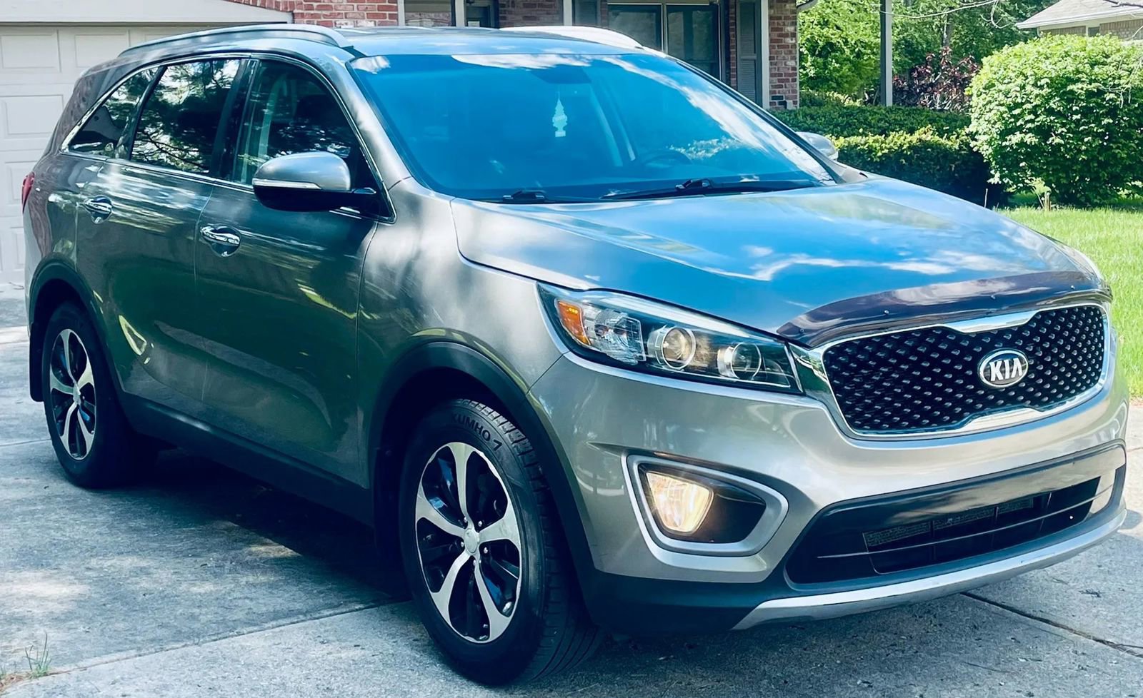 Used 2016 Kia Sorento EX w/ EX Premium Package image 11