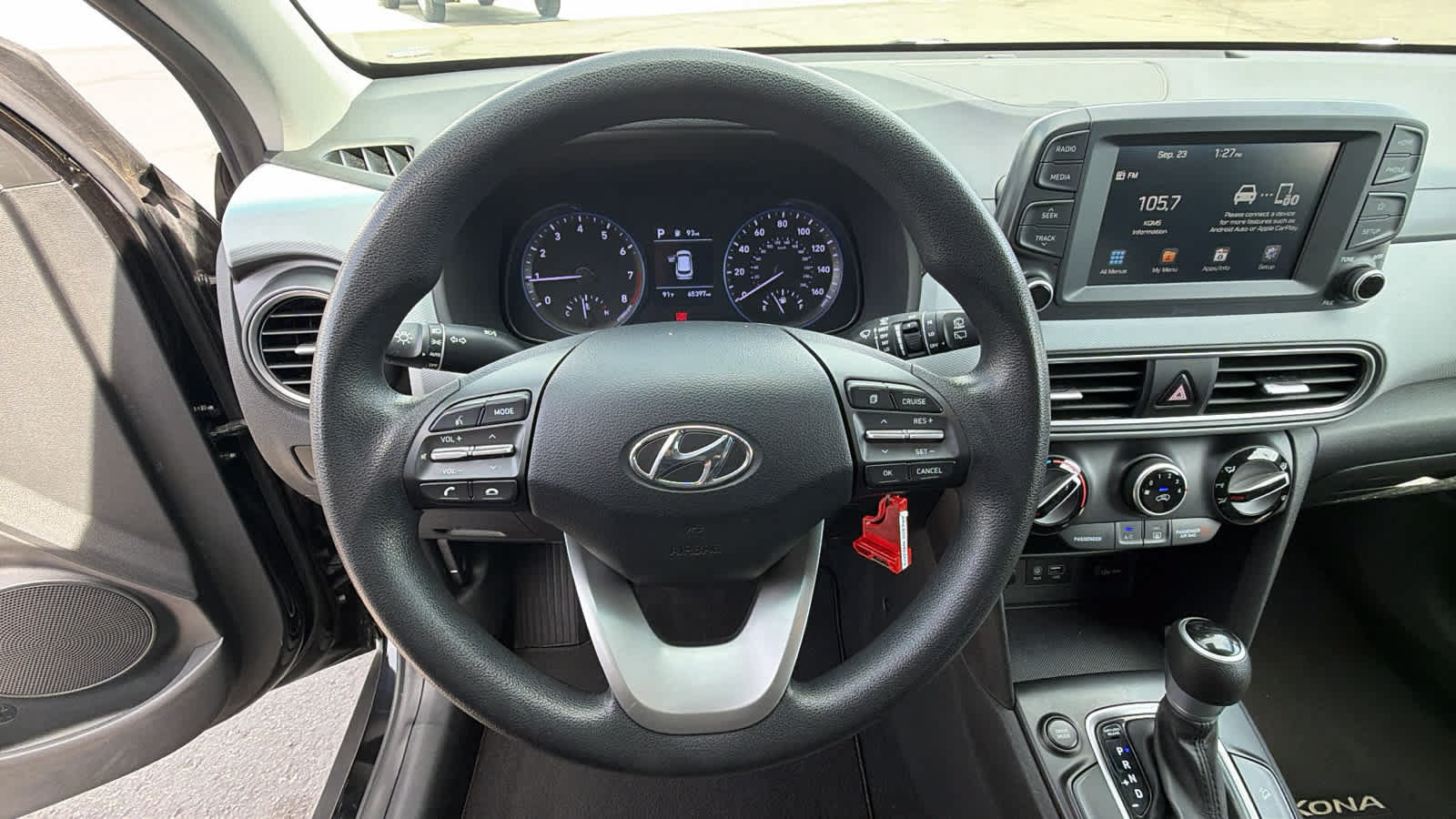 Used 2019 Hyundai Kona SE FWD image 18