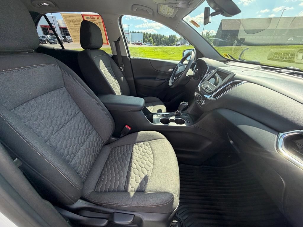 Used 2019 Chevrolet Equinox LT AWD/4WD image 35