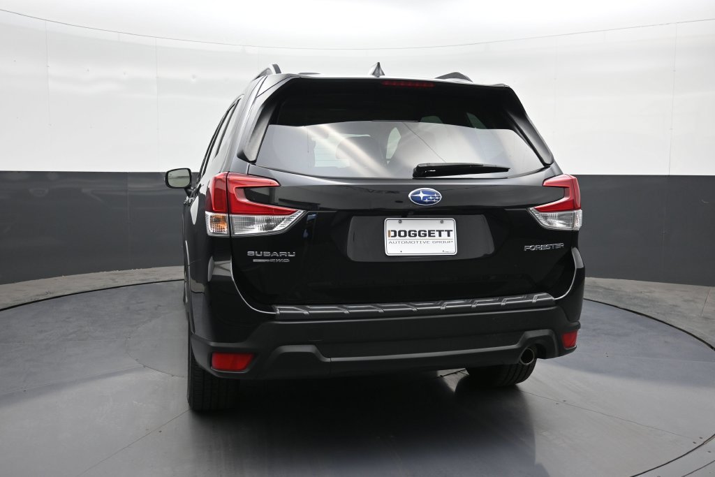 Used 2020 Subaru Forester Limited w/ Popular Package #3 AWD/4WD image 16