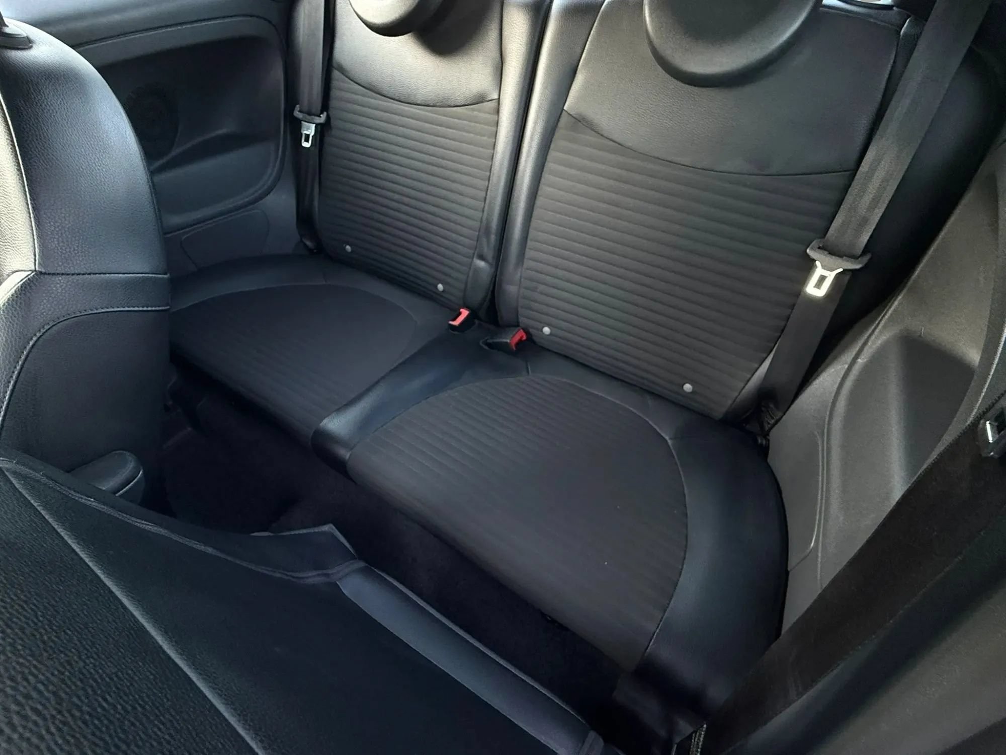 Used 2015 FIAT 500 Sport FWD image 17