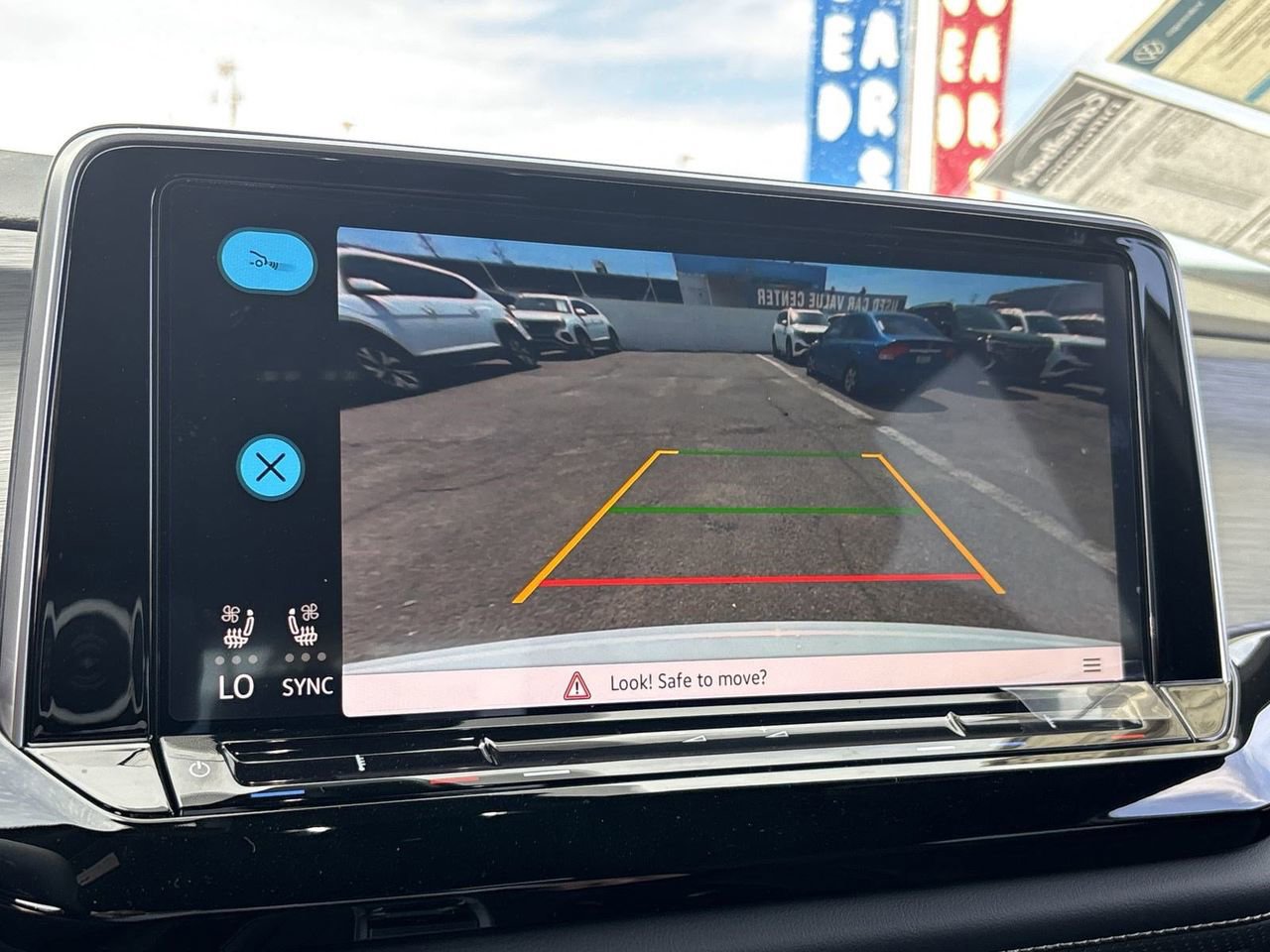 New 2026 Volkswagen Atlas Cross Sport SE image 22