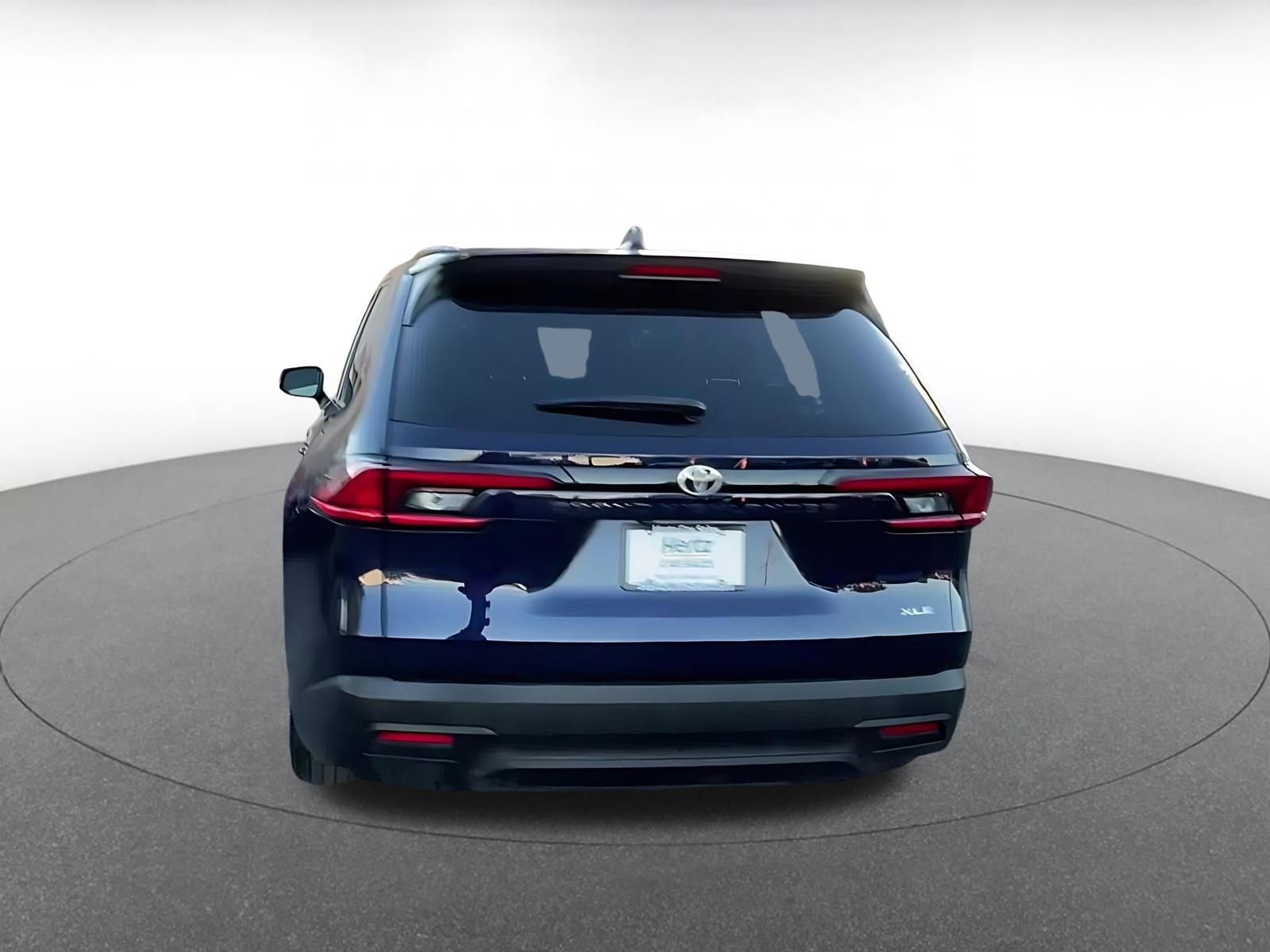 Used 2025 Toyota Grand Highlander FWD image 12