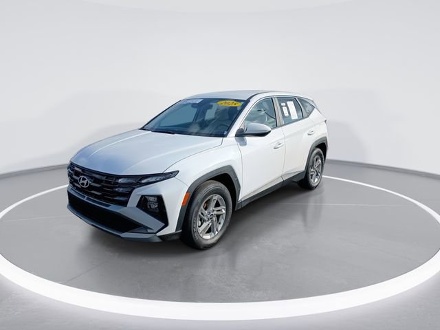 Used 2025 Hyundai Tucson SE video 4