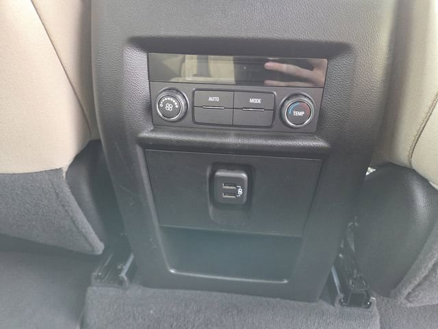 Used 2023 Chevrolet Traverse LS w/ Midnight/Sport Edition image 14