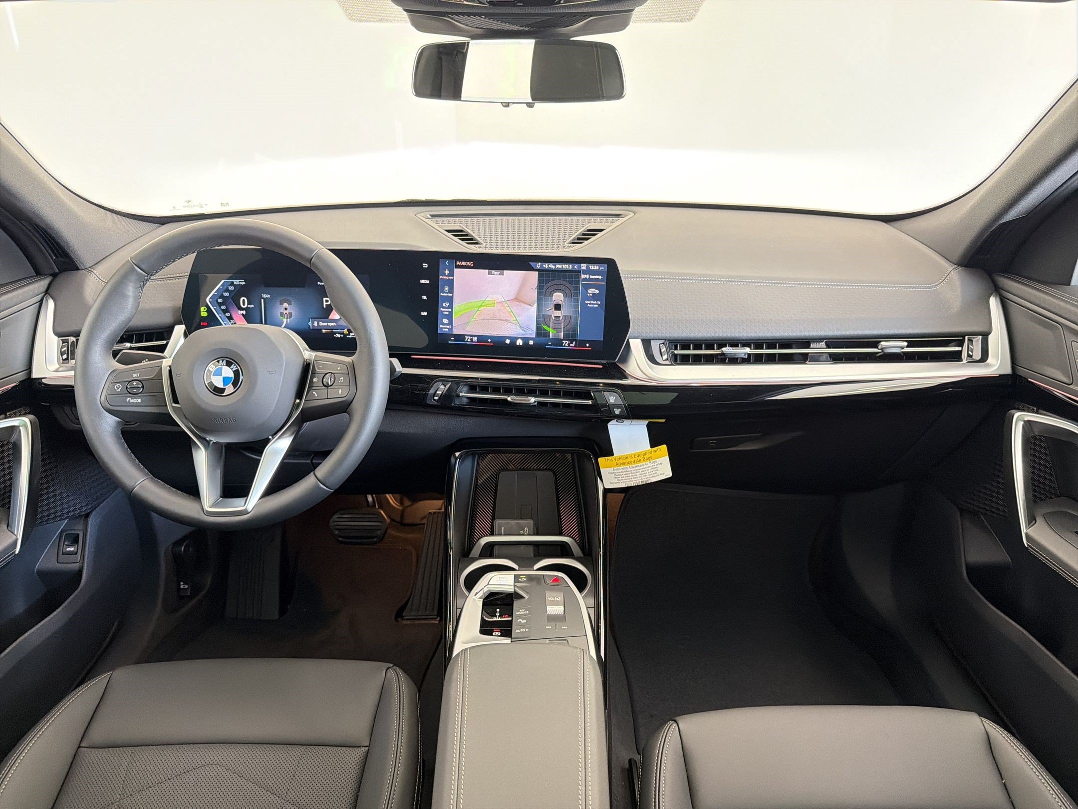 New 2026 BMW X2 xDrive28i AWD/4WD image 17