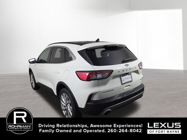 Used 2022 Ford Escape Titanium w/ Titanium Elite Package AWD/4WD image 10