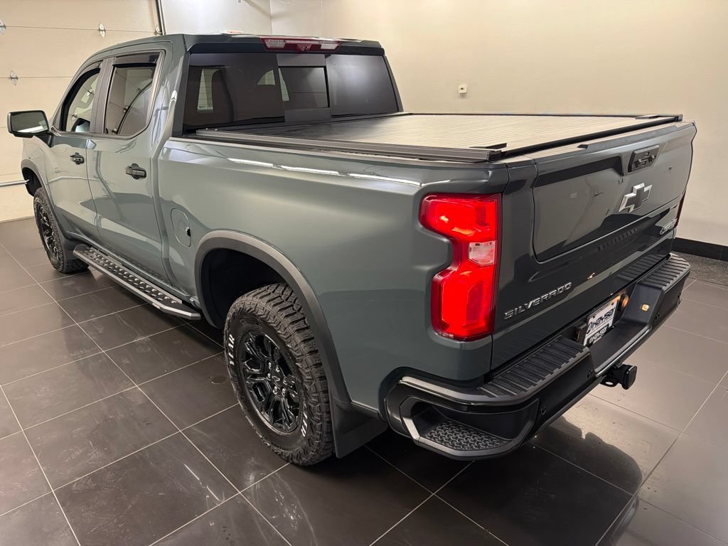 Used 2025 Chevrolet Silverado 1500 ZR2 w/ Technology Package AWD/4WD image 4