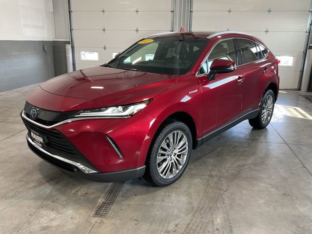 Used 2021 Toyota Venza XLE w/ Softex Package image 3