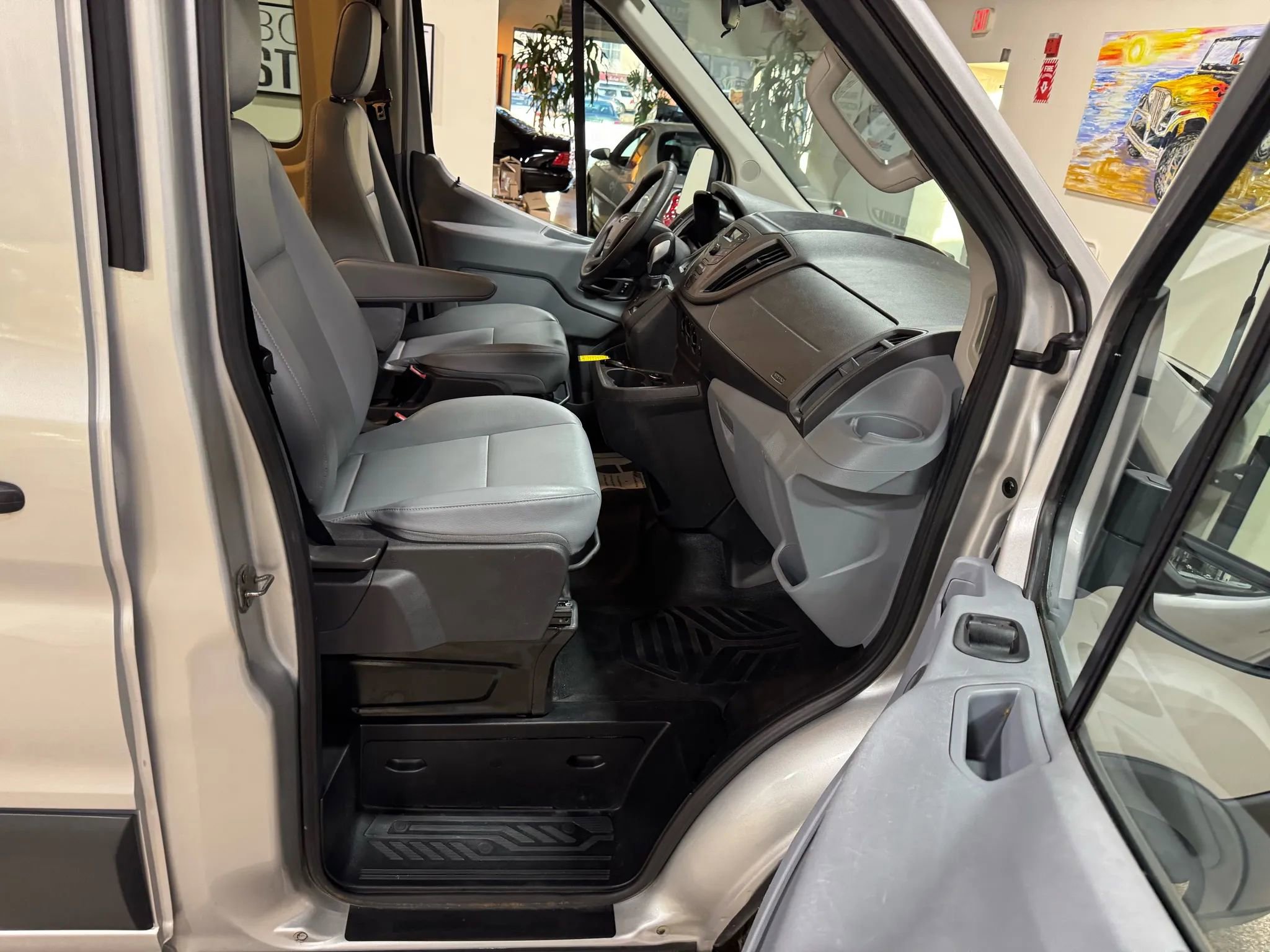 Used 2015 Ford Transit 350 148 Medium Roof image 33