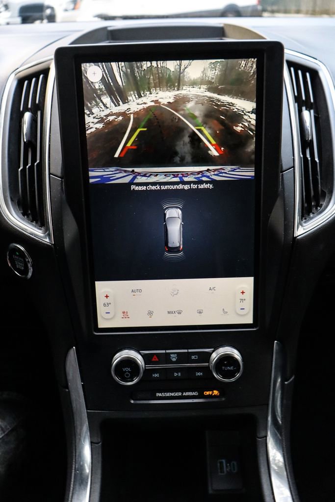 Used 2024 Ford Edge Titanium image 31