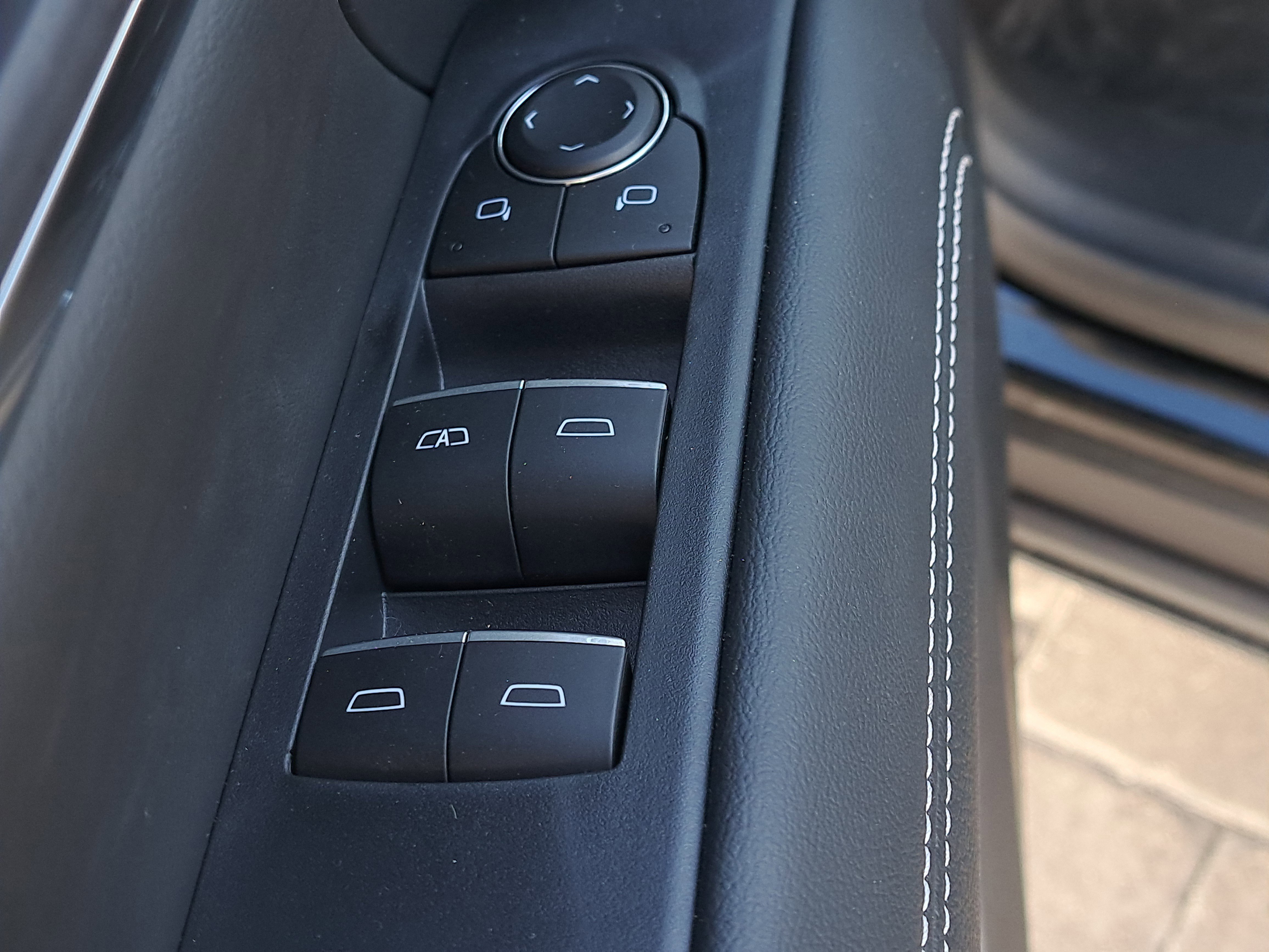 New 2026 GMC Terrain Denali w/ LPO, Black Badging Package image 20