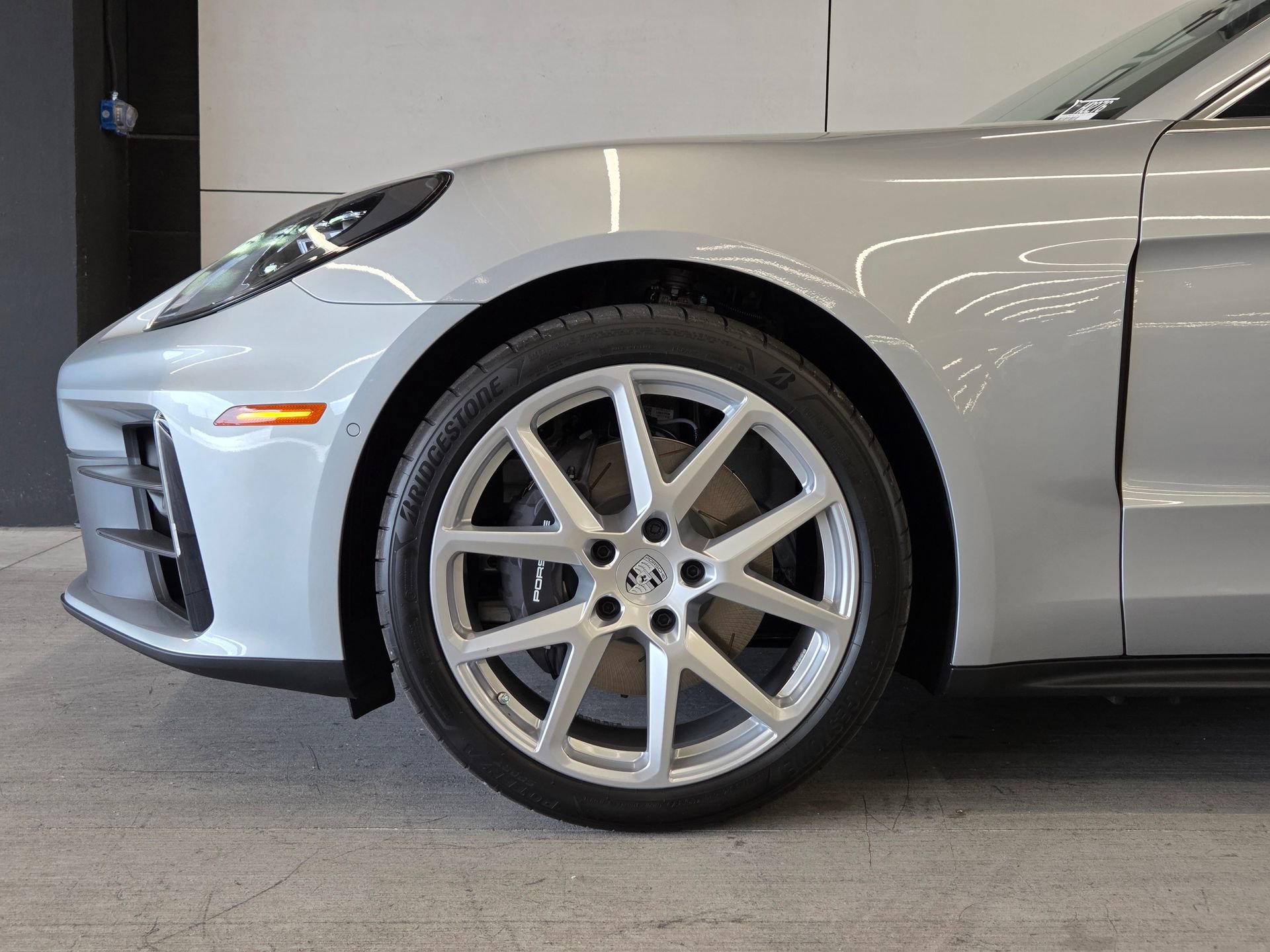 New 2026 Porsche Panamera image 9