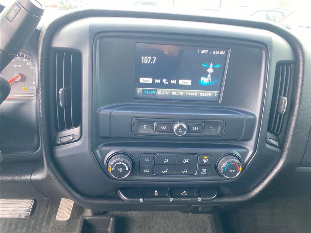 Used 2018 Chevrolet Silverado 1500 Custom w/ Custom Value Package image 11