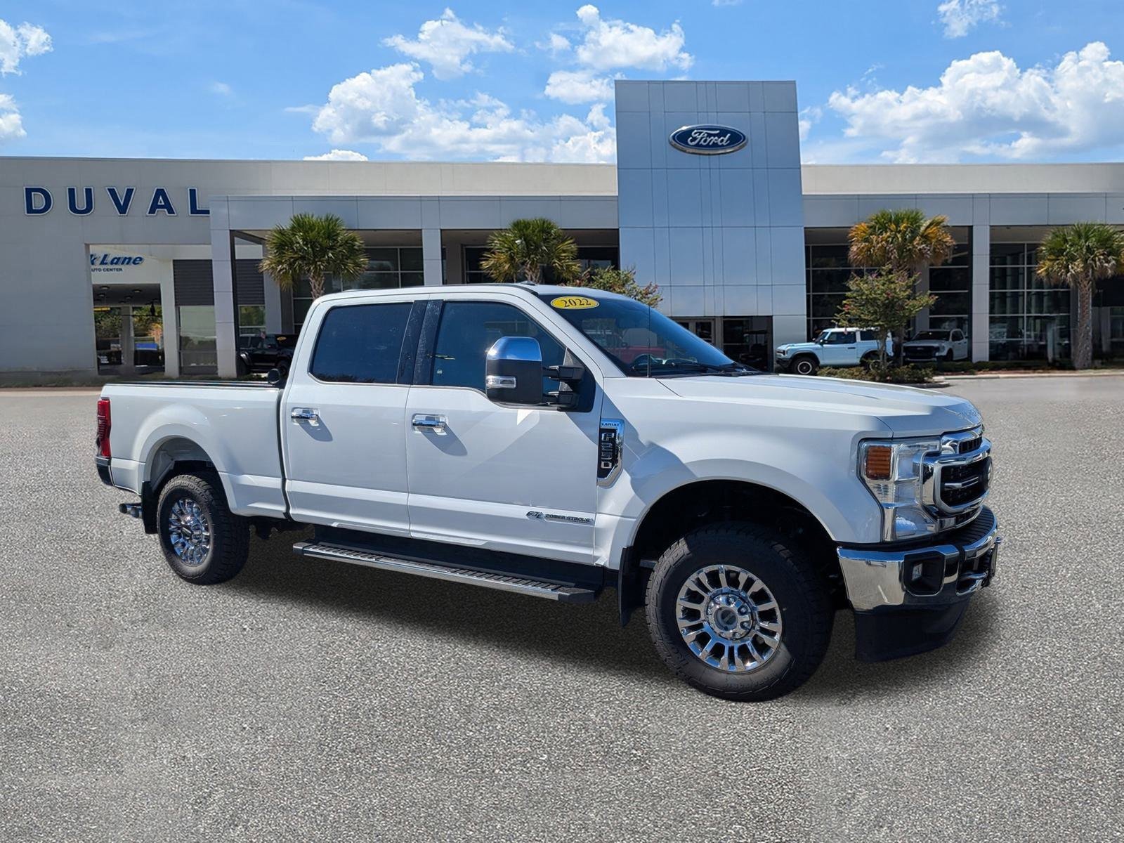 Used 2022 Ford F250 Lariat w/ Lariat Ultimate Package image 2
