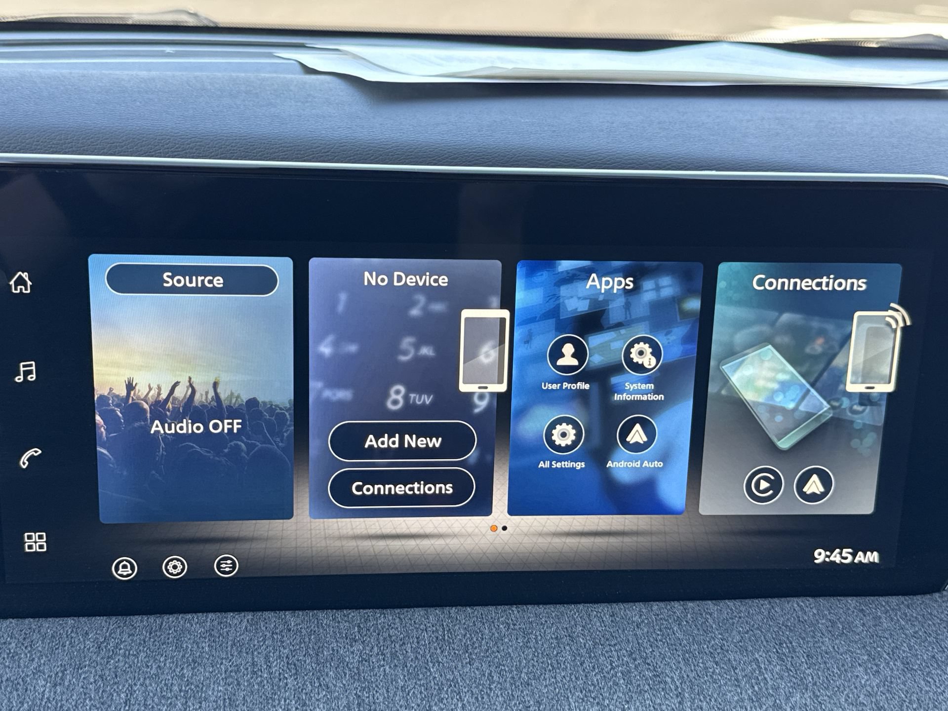 Used 2026 Nissan Kicks SV w/ Charging Package FWD image 19