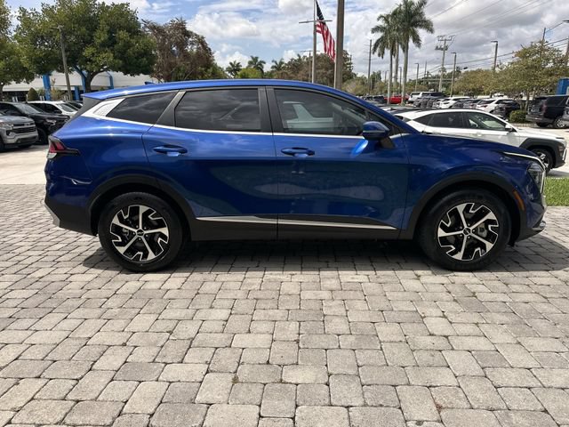 Used 2025 Kia Sportage EX FWD image 14