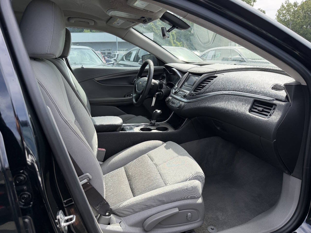 Used 2017 Chevrolet Impala LS FWD image 12
