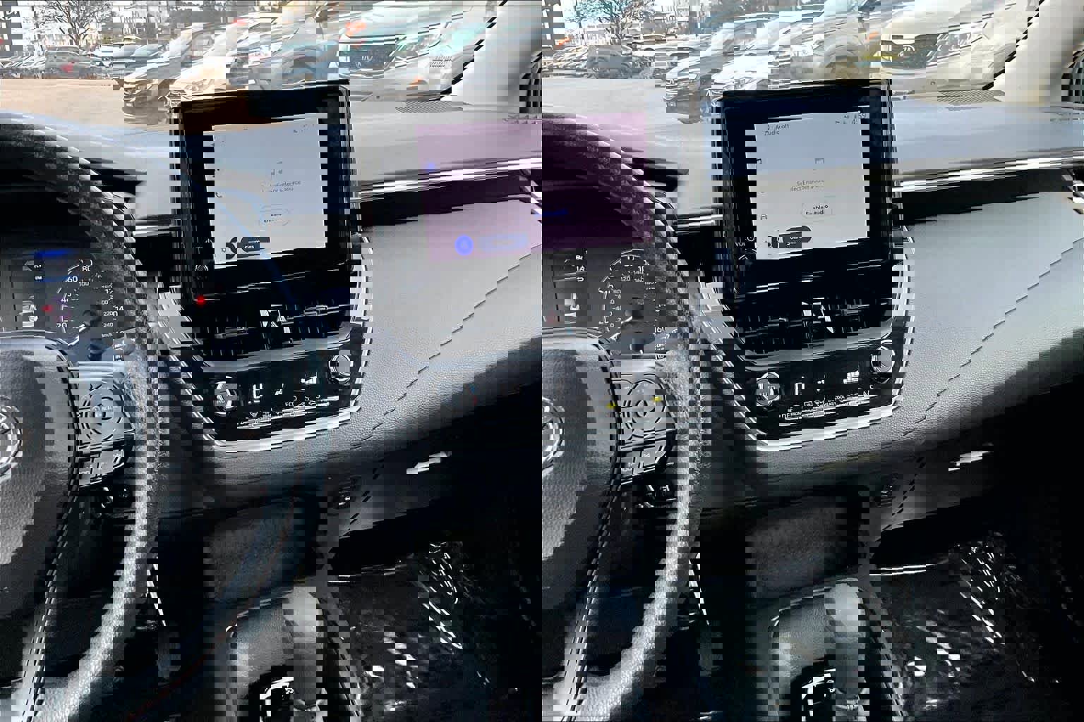 Used 2024 Toyota Corolla LE image 7