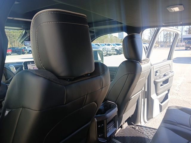 New 2026 RAM 2500 Laramie AWD/4WD image 24