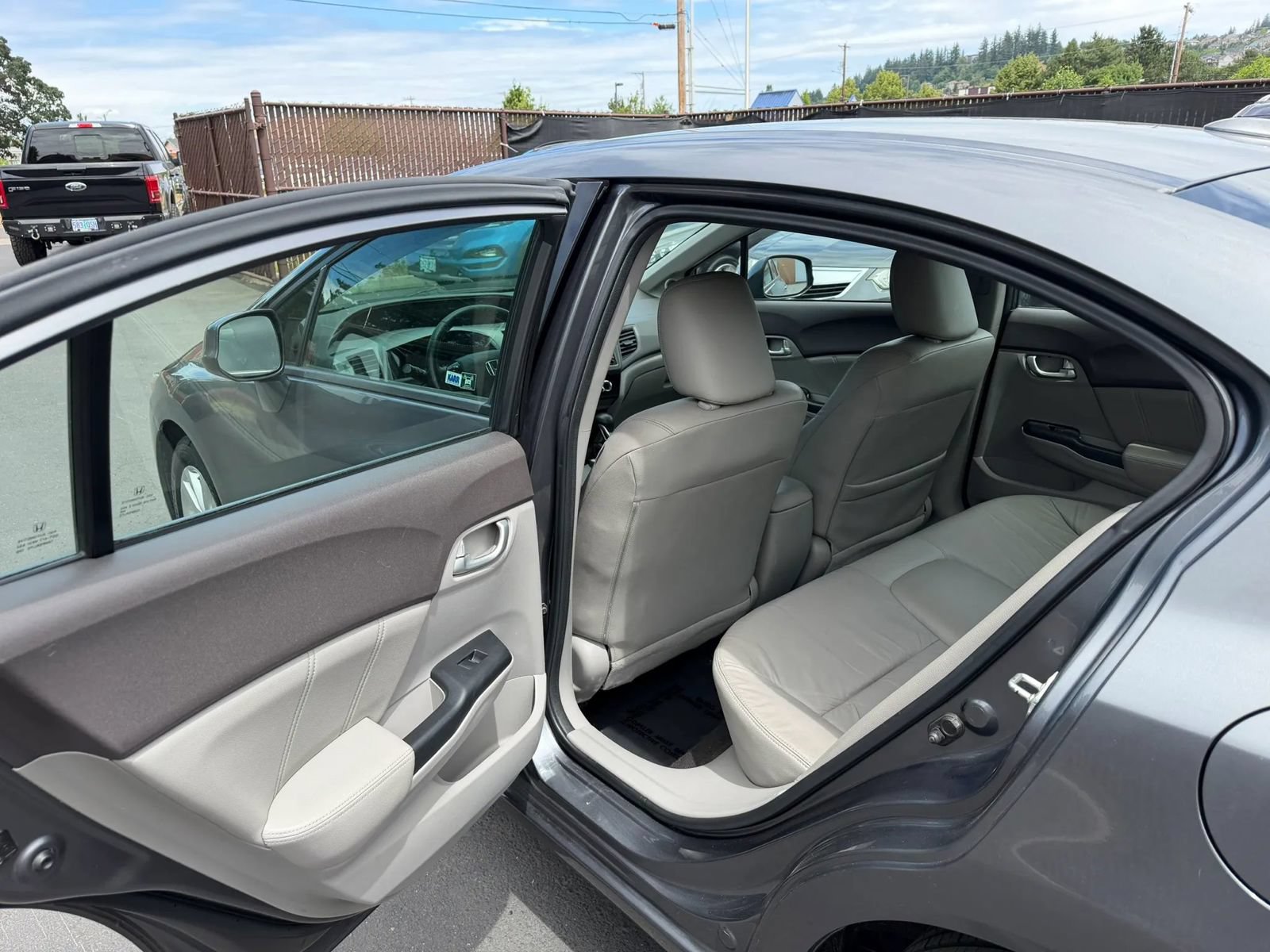 Used 2012 Honda Civic EX-L image 10