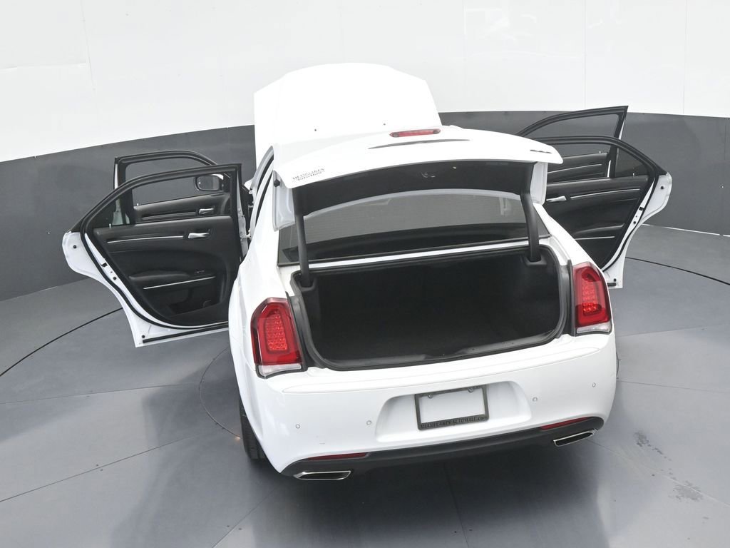 Used 2023 Chrysler 300 Touring L image 63