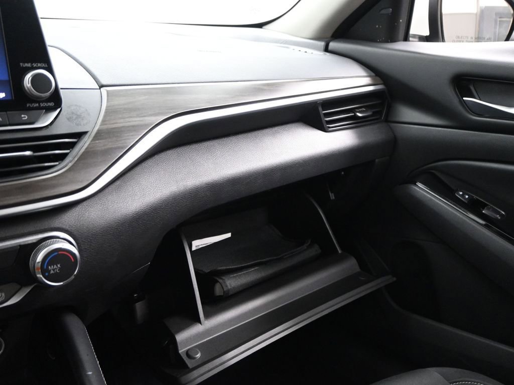Used 2023 Nissan Altima 2.5 SV image 31