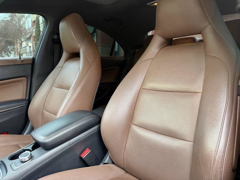 Used 2018 Mercedes-Benz CLA 250 image 45
