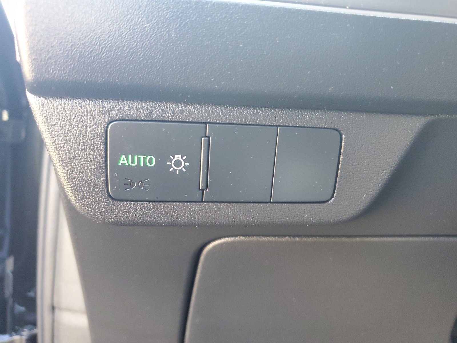 Used 2023 Audi Q4 e-tron Premium Plus w/ Premium Plus RWD image 23