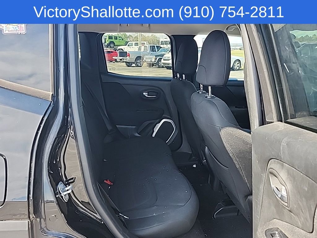 Certified 2018 Jeep Renegade Latitude image 26