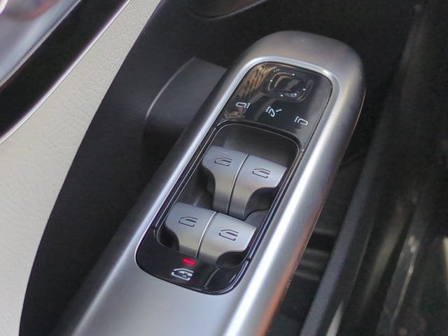 Used 2024 Mercedes-Benz C 300 Sedan image 22