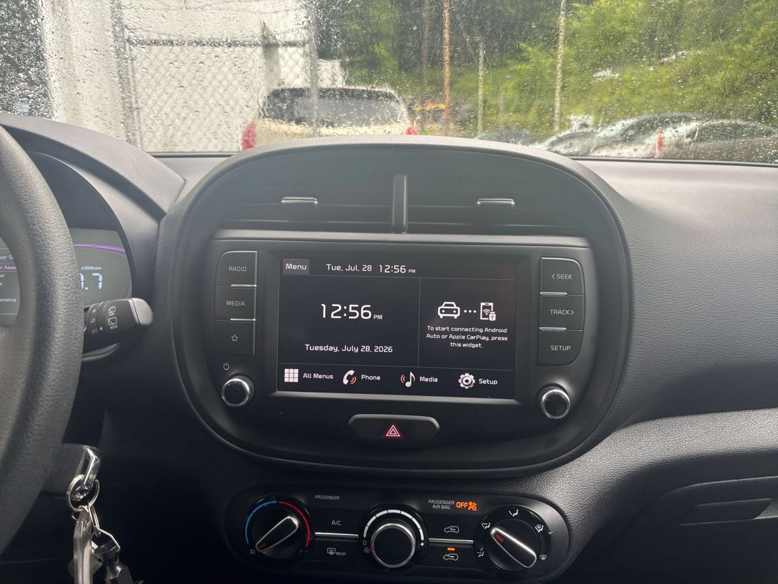Used 2025 Kia Soul LX w/ LX Technology Package FWD image 19
