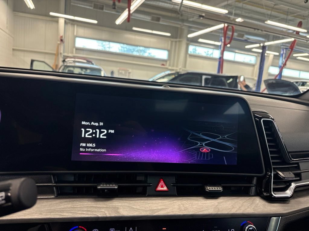 Certified 2023 Kia Sportage X-Line w/ X-Line Premium Package AWD/4WD image 9