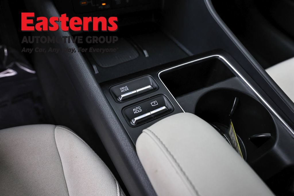 Used 2025 Hyundai Sonata SEL FWD image 19