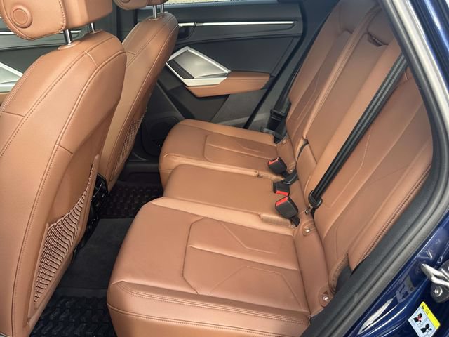 Certified 2025 Audi Q3 2.0T Premium w/ Convenience Plus Package AWD/4WD image 15