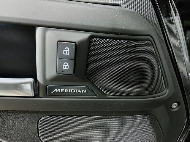 New 2026 Land Rover Defender 130 S AWD/4WD image 20
