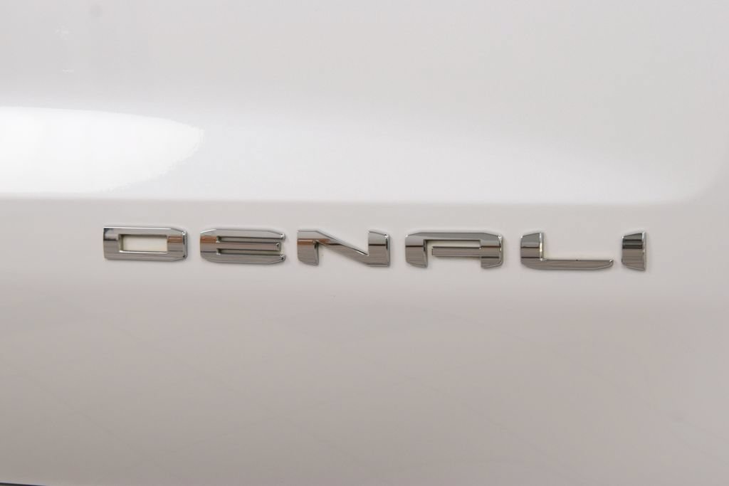 Used 2024 GMC Sierra 1500 Denali Ultimate AWD/4WD image 17