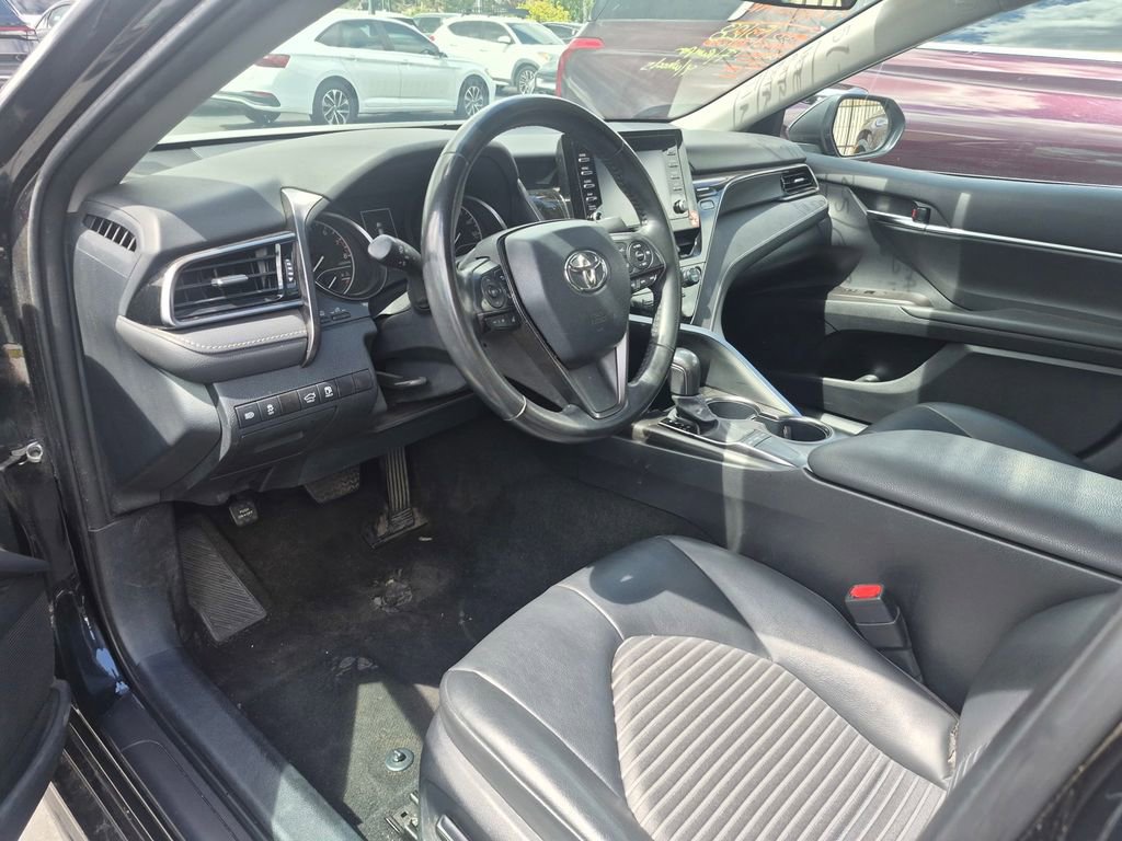 Used 2024 Toyota Camry SE FWD image 8