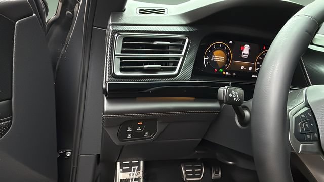 Used 2024 Volkswagen Atlas Cross Sport SEL Premium R-Line AWD/4WD image 22