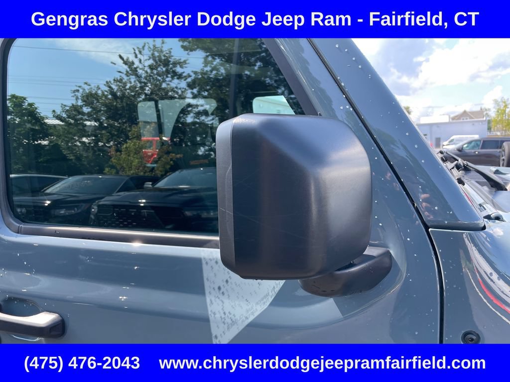 Certified 2025 Jeep Gladiator Mojave w/ Safety Group AWD/4WD image 14