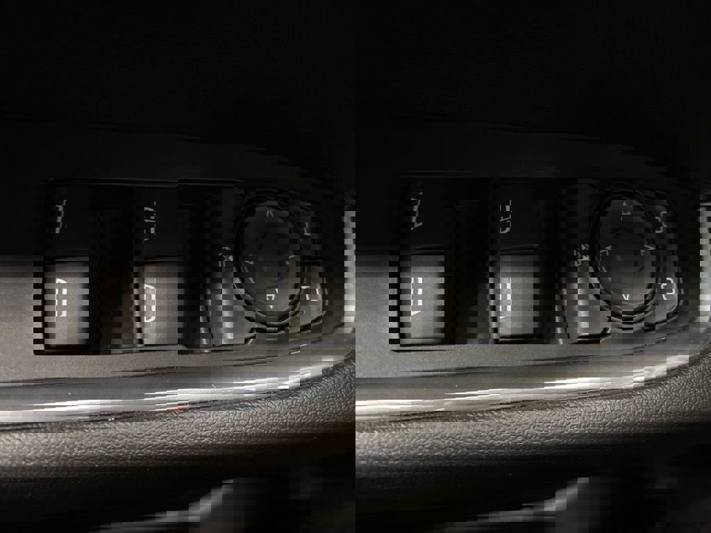 Certified 2024 Chevrolet Silverado 1500 RST w/ Z71 Off-Road Package image 23