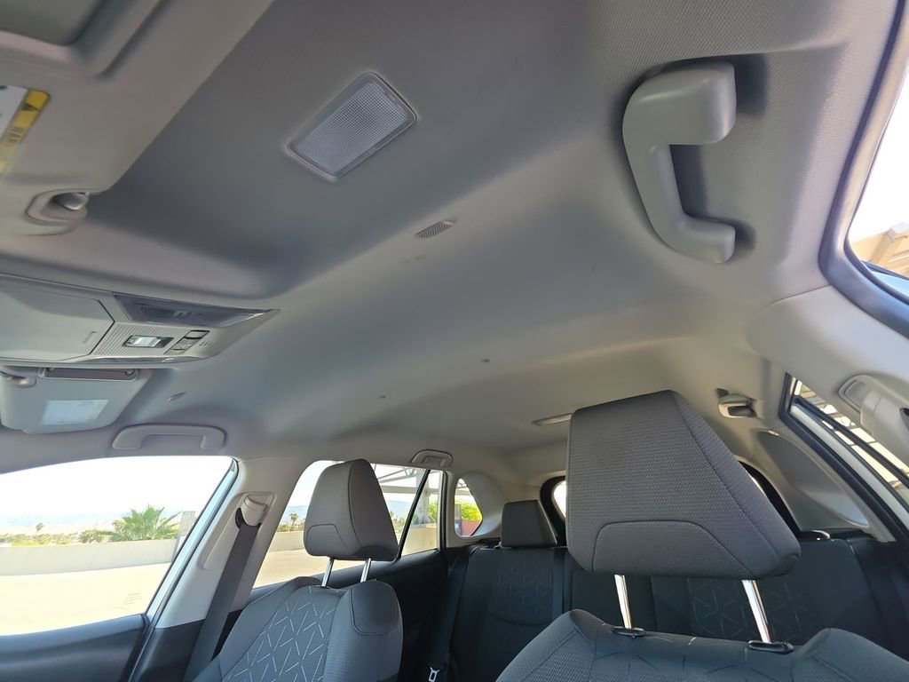 Used 2024 Toyota RAV4 XLE AWD/4WD image 19