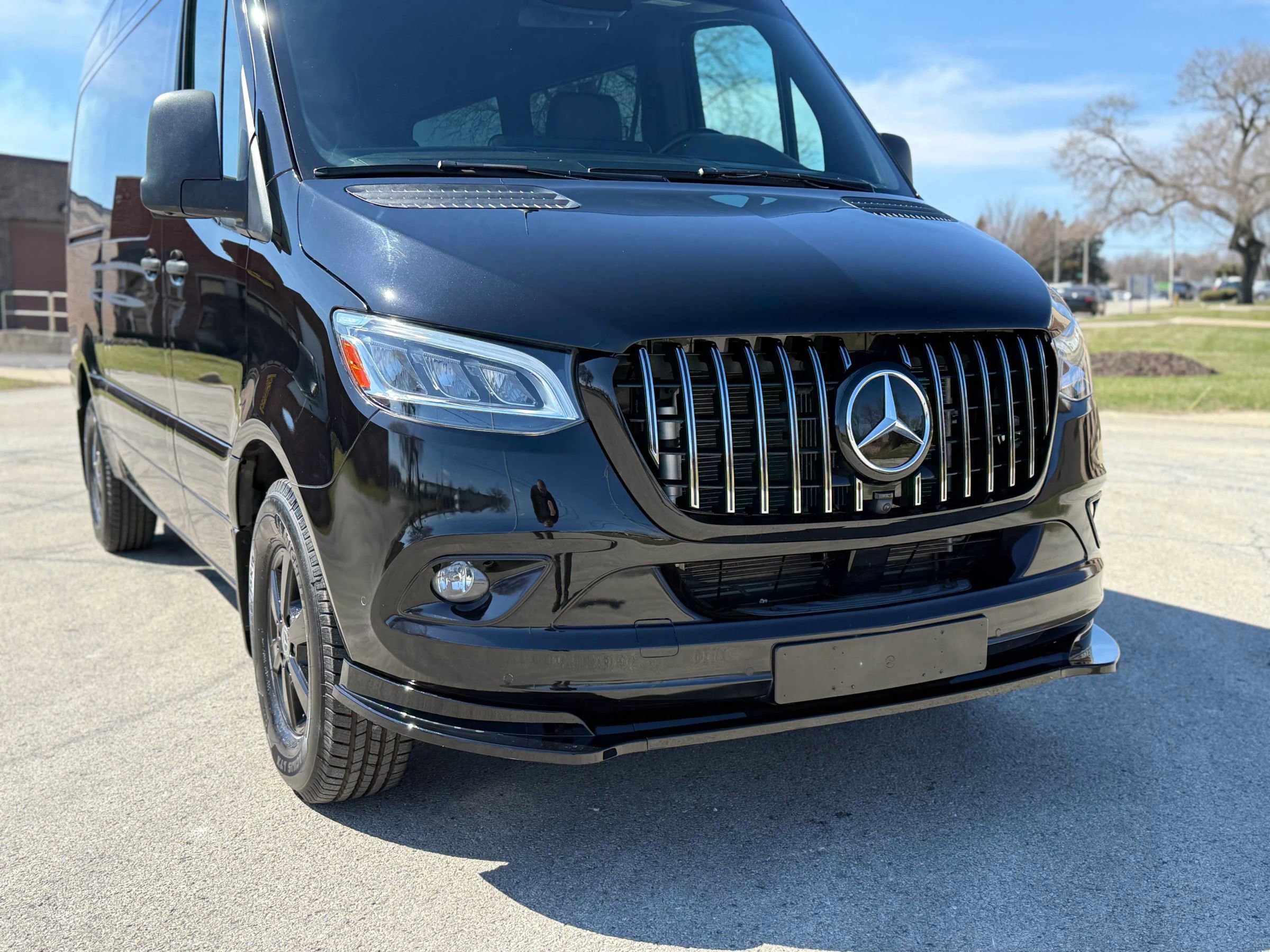 Used 2021 Mercedes-Benz Sprinter 2500 image 7