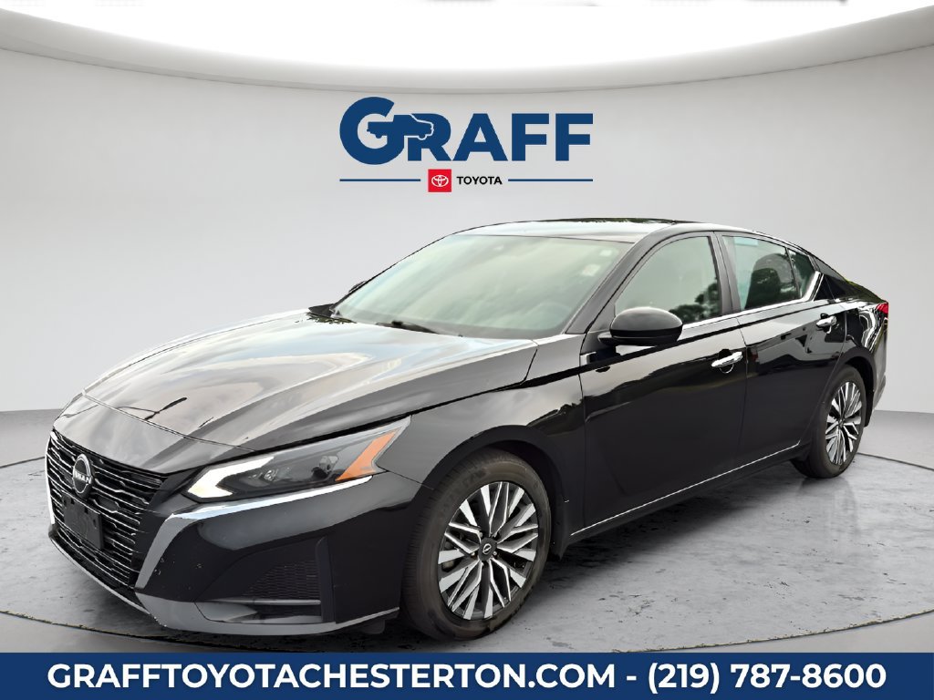 Used 2024 Nissan Altima 2.5 SV w/ SV Premium Package FWD image 12