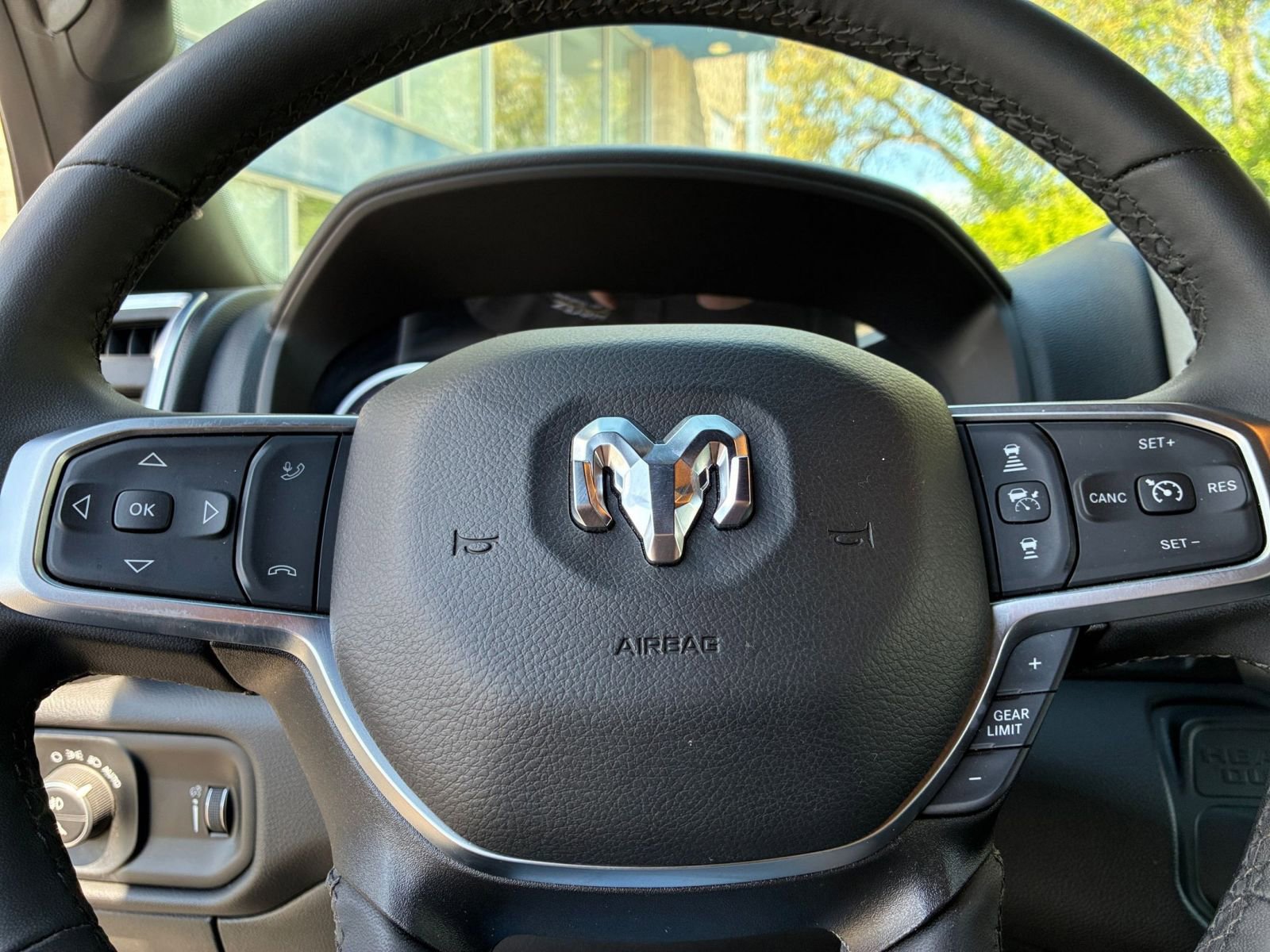 Used 2025 RAM 2500 Big Horn image 30