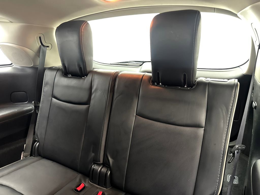 Used 2019 INFINITI QX60 Luxe w/ Essential Package image 40