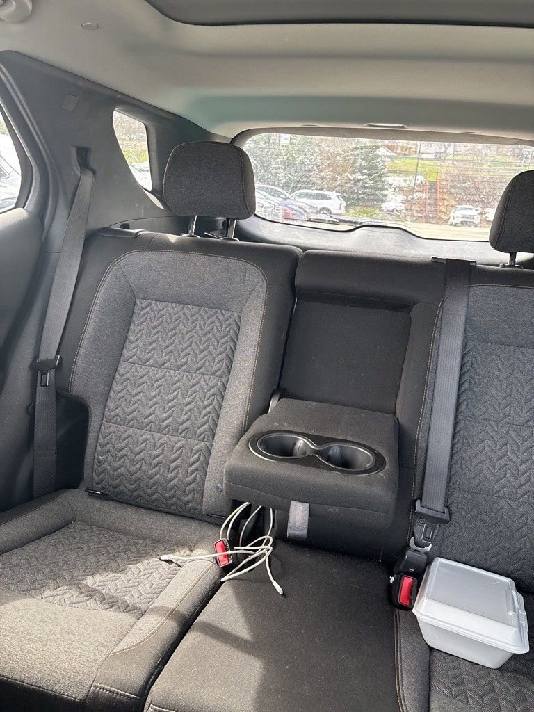 Used 2022 Chevrolet Equinox LT image 12