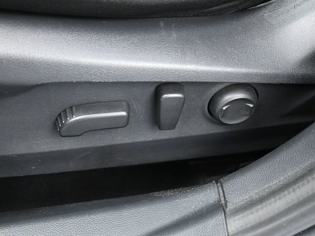 Used 2020 Subaru Outback Premium image 11